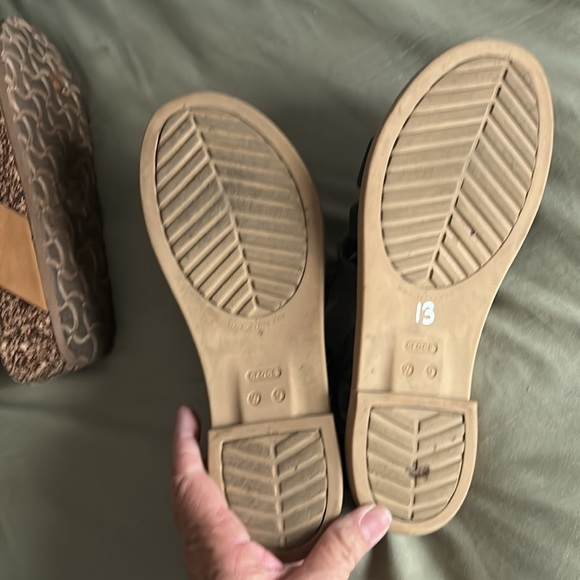 Crocs - Picture 3 of 5